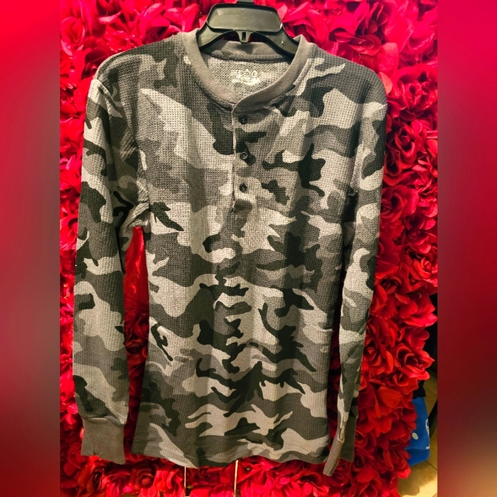Joe Boxer Men's Size Medium Thermal Camoflauge Long Sleeve Shirt